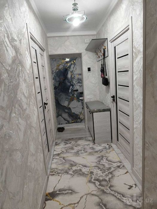 3 хоналик квартира 2 кават Северный 4 поликлиника