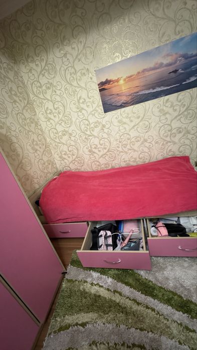 продаётся розовая кровать