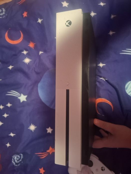 Xbox one s , schimb sau dau cu forza și mai multe jocuri