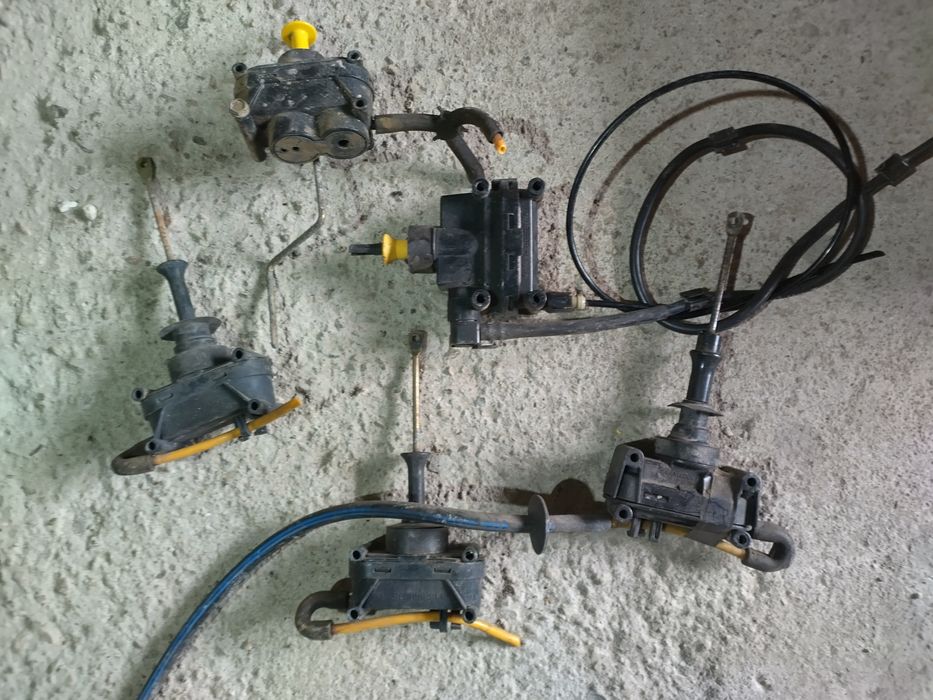 Части за Мерцедес 190