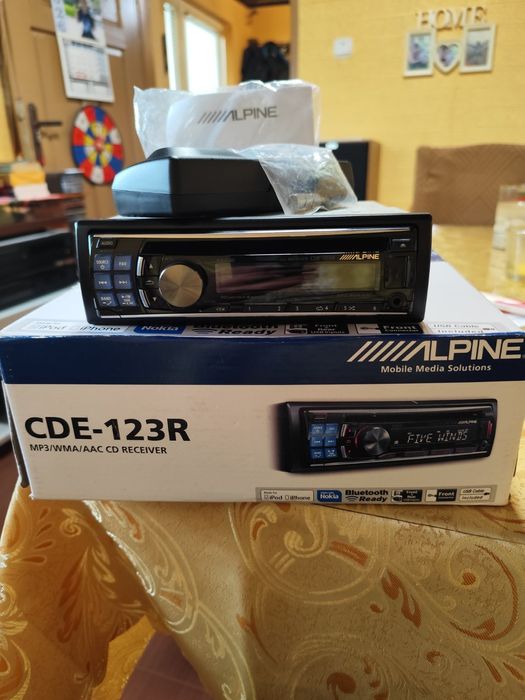 Cd Alpine CDE-123R