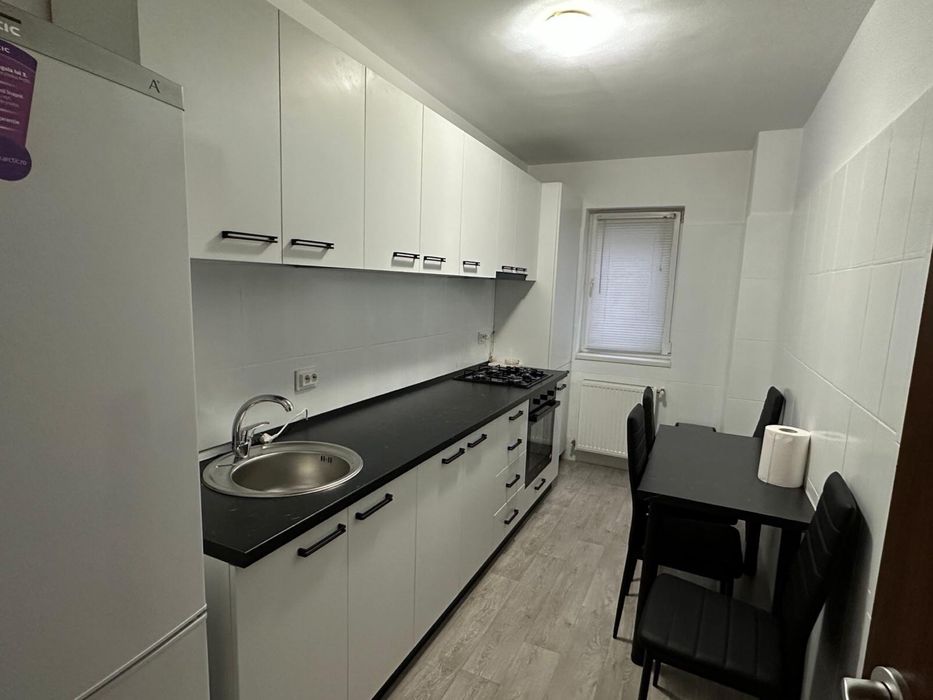 Inchiriez apartament 2 camere