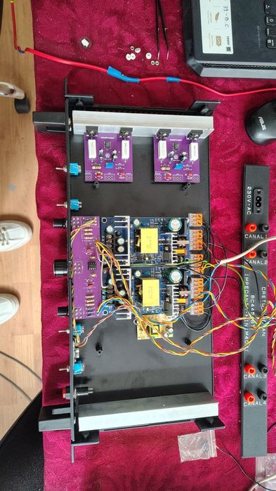 Amplificator 4 canale