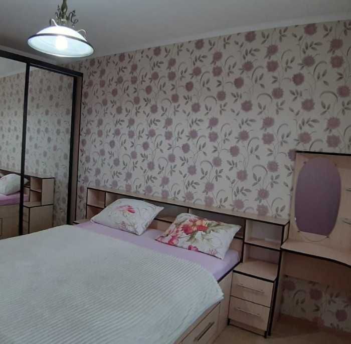 Дава се под наем Тристаен апартамент в Пловдив, Южен - 86 кв.м за 290.7 € - Снимка #2