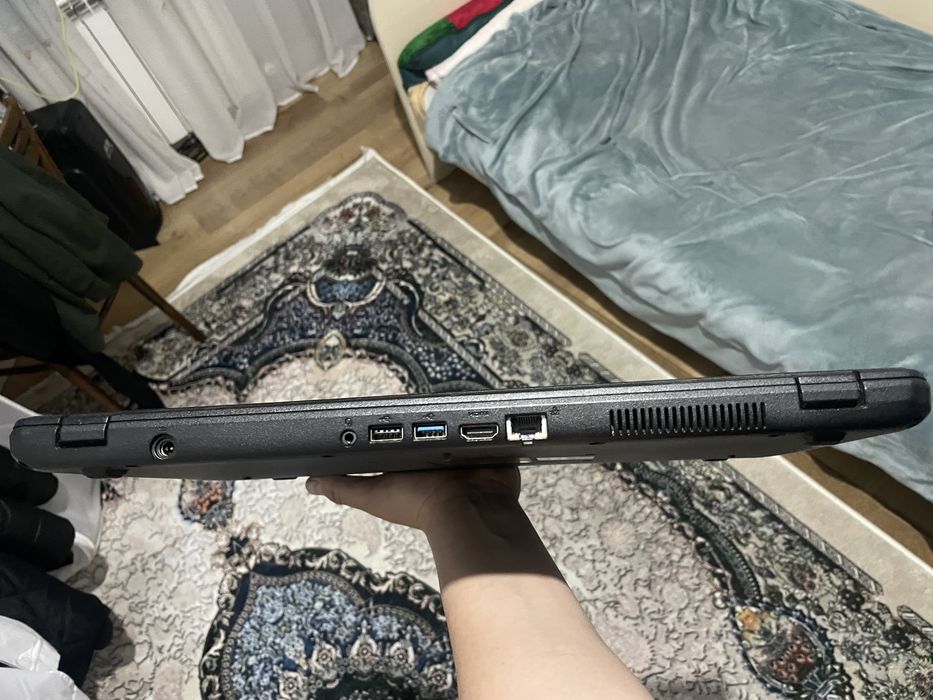 Aser старенький ноутбук