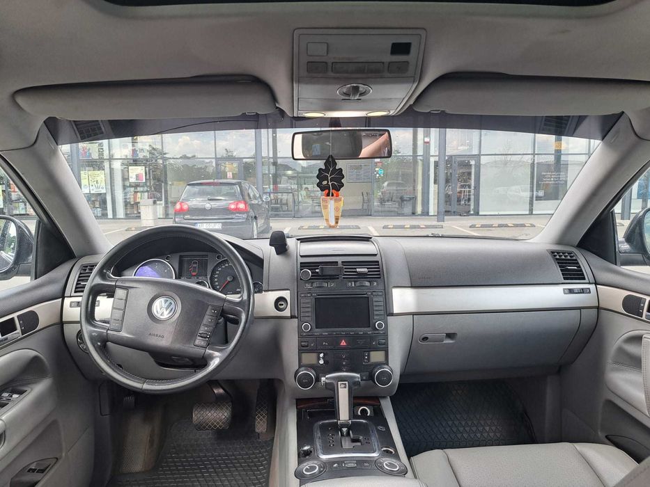 VW Touareg  2.5 // automat  // trapa // perne de aer // diferential blocabil