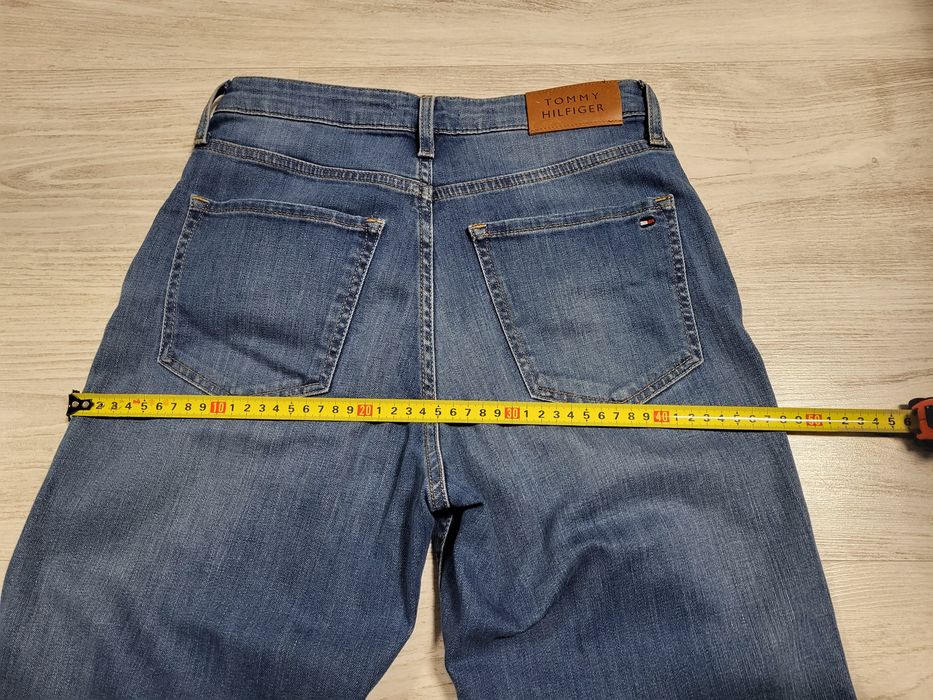 Blugi Tommy Hilfiger, mărime S(26×30), impecabili