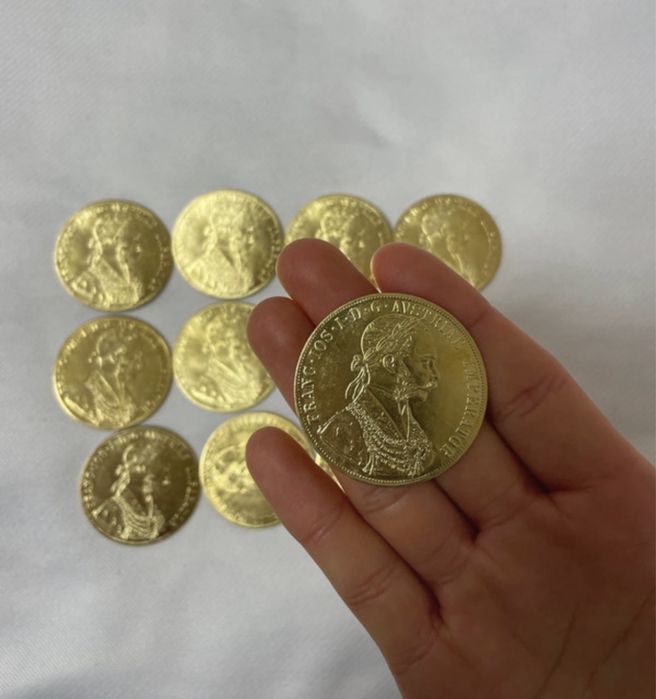 Banuti placati cu 24 k