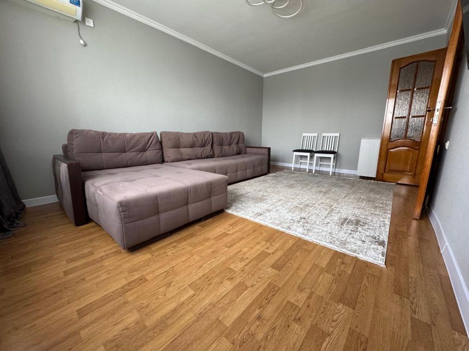 Продам диван угловой