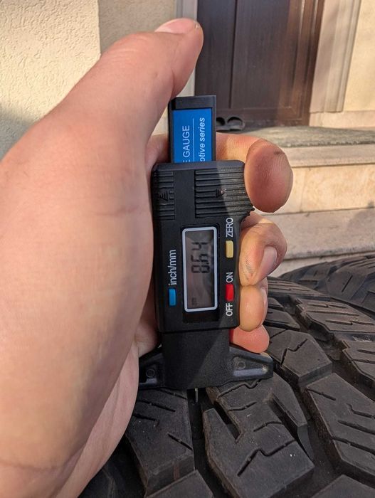 Jante roti iarna MUD Jeep Grand Cherokee WJ WG 7,5J x R17 5x127 ET50,8