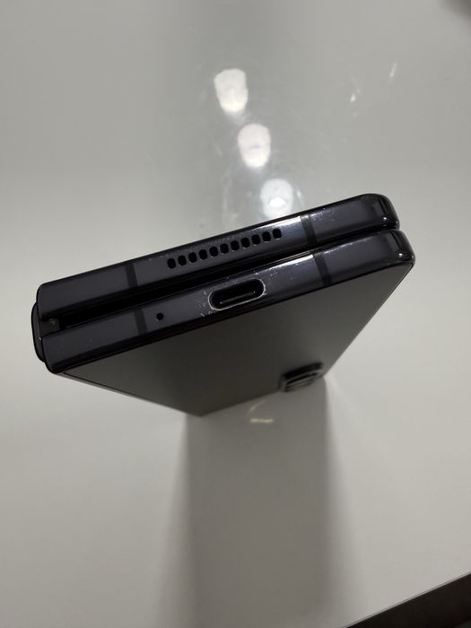Samsung z fold 4