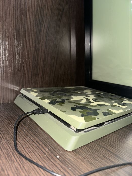 продаm ps4 1tb.