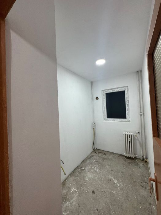 Apartament 4 camere de vânzare – Ploiești, Malu Roșu | 70 mp | Etaj 2 | Recent renovat