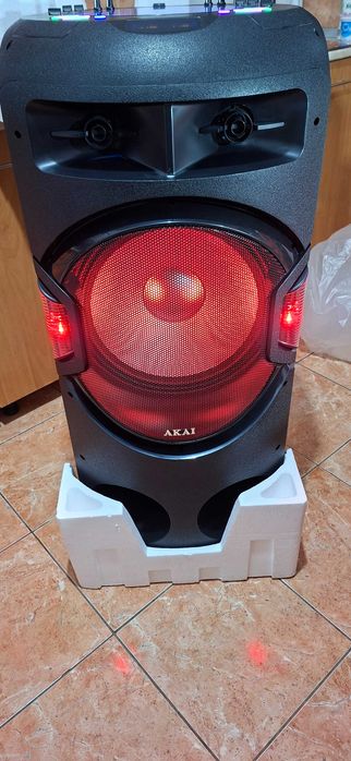 Boxa Akai Garantie cu acumulator