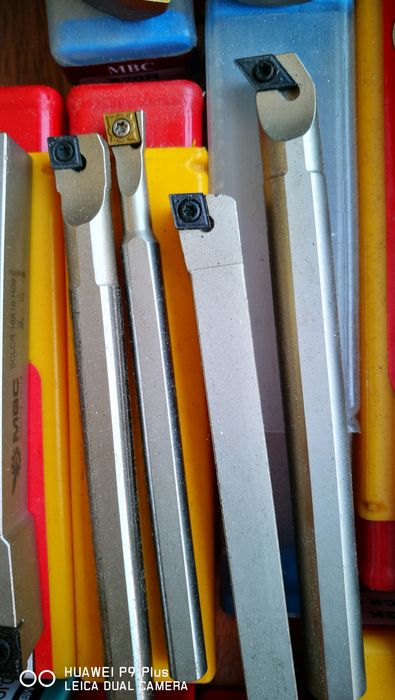 борщанги за вътрешно престъргане, вътрешни резби и вътрешни канали.