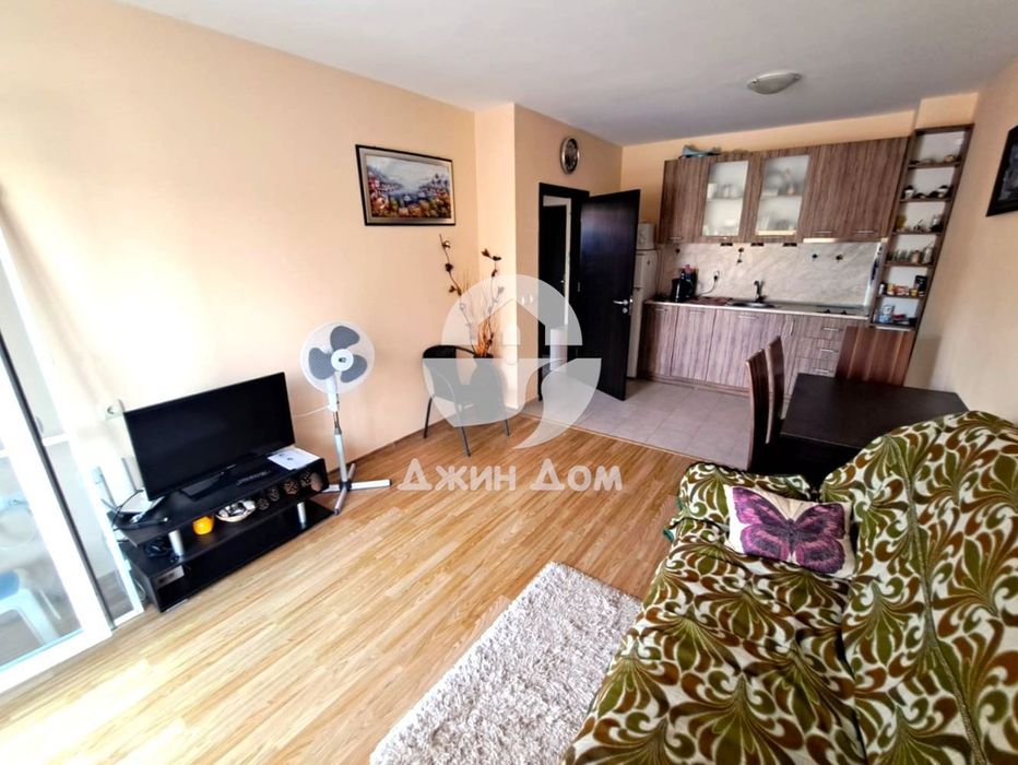 Продава се Двустаен апартамент в Созопол - 65 кв.м за 1047 €/кв.м - Снимка #1