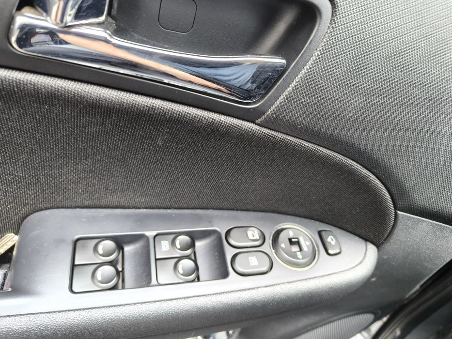 Хюндай  i30 2009 1,4 c газ