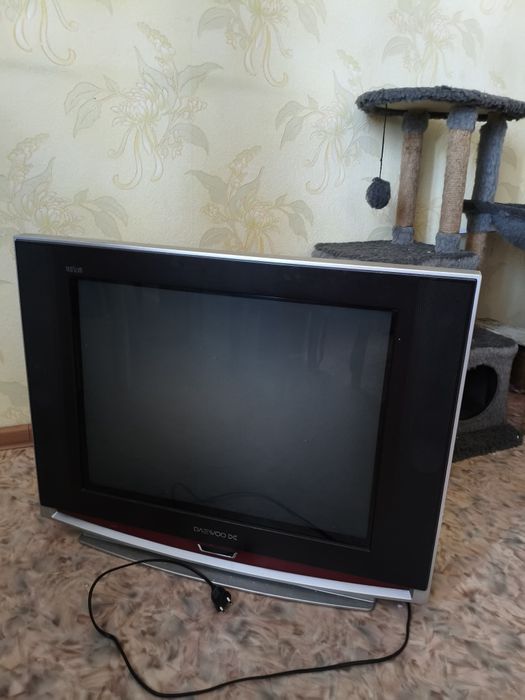 Продам телевизор