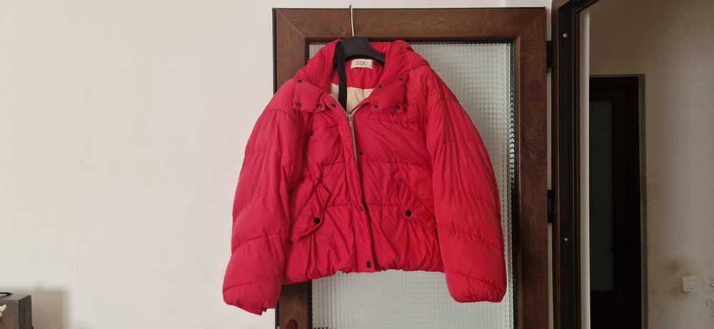 Geacă pufoasă de la Esprite