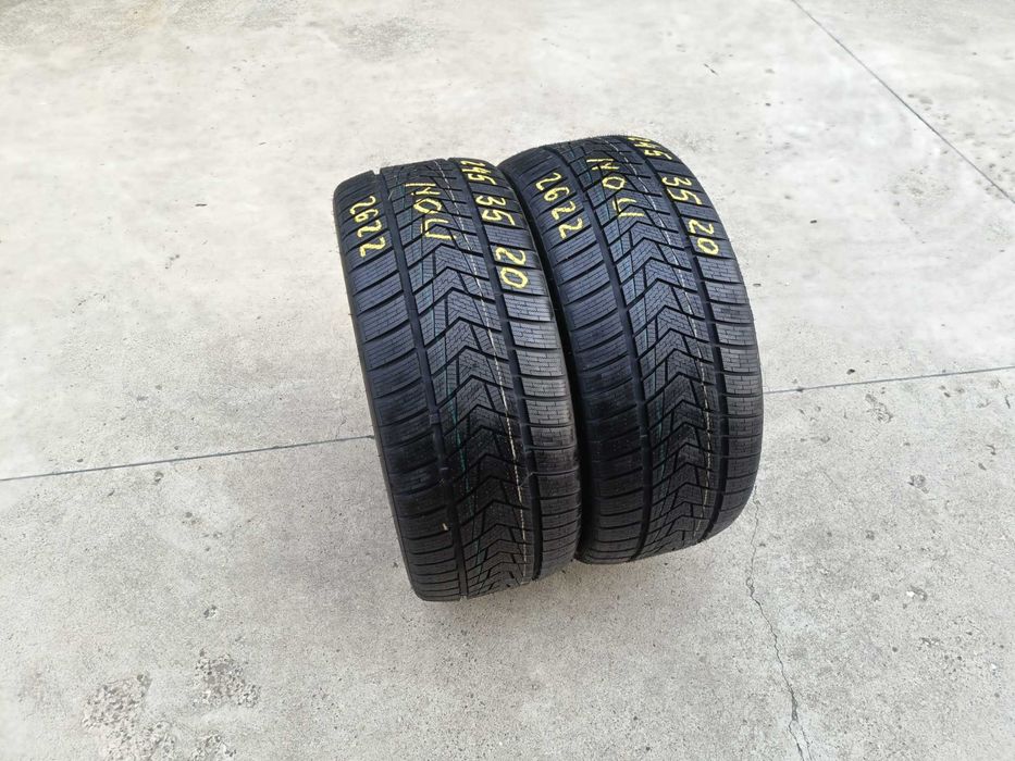 Doua anvelope noi de iarna 245 35 20 Trocmoh dot 2622