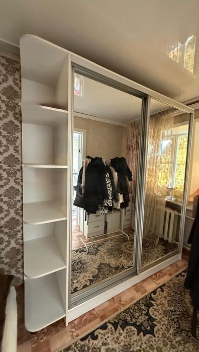 продам спальный гарнитур