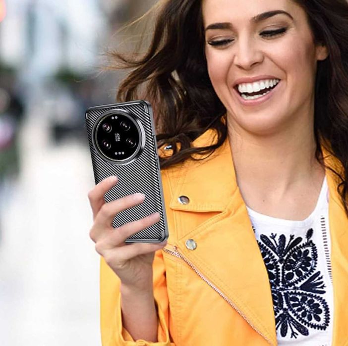 Husa premium Antisoc model Carbon pt. Xiaomi 15 5G / Xiaomi 15 Ultra