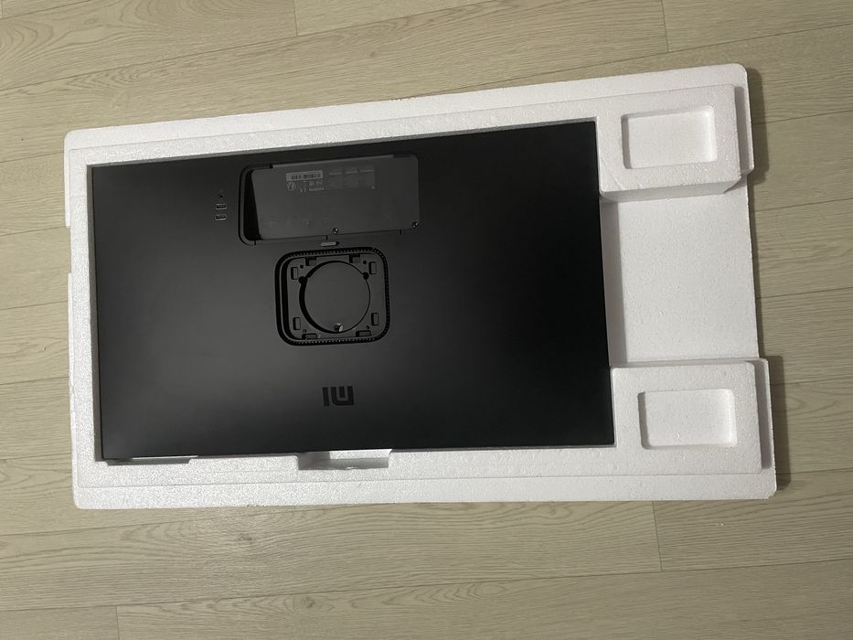 Монитор 27 Xiaomi