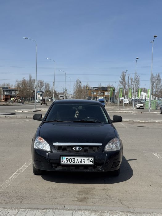 Лада приора продам
