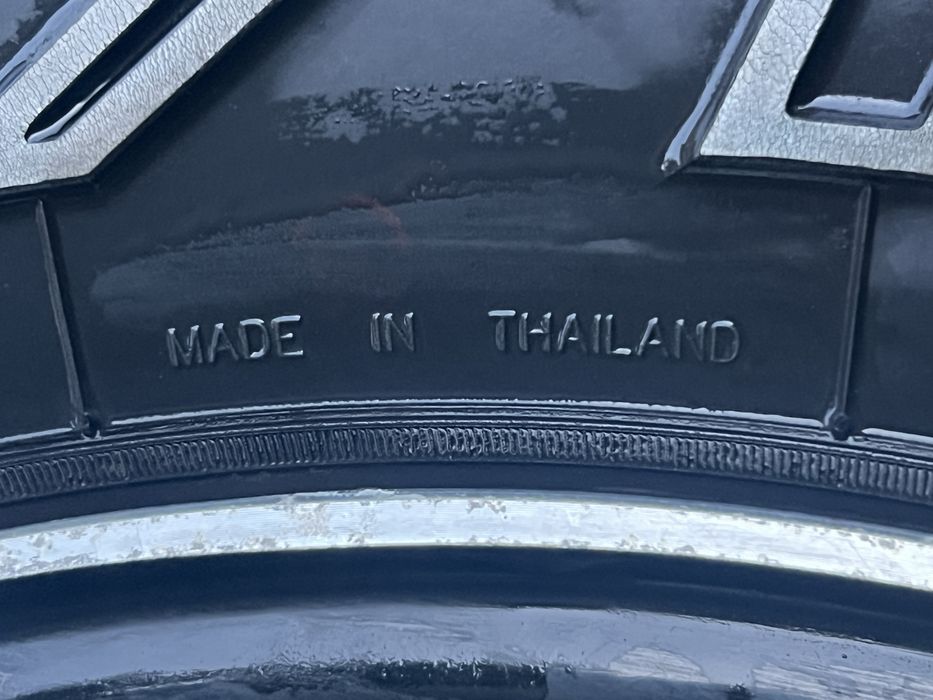 Резина MAXXIS AT980 285/75 r16