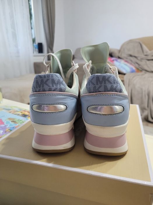 Michael Kors marimea 41