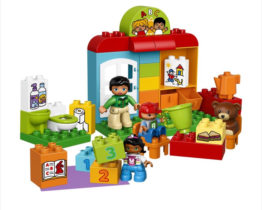 Lego DUPLO 10812,
10950,
10945,
10946,
10833,
10838