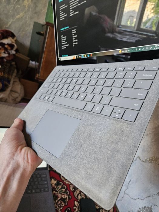 Microsoft Surface Laptop 2 8/128GB