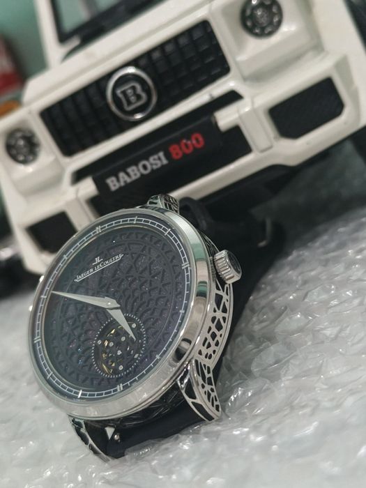 Часы Jaeger Le Coultre 
Копия часов Jaeger Le Coultre (18599)
К