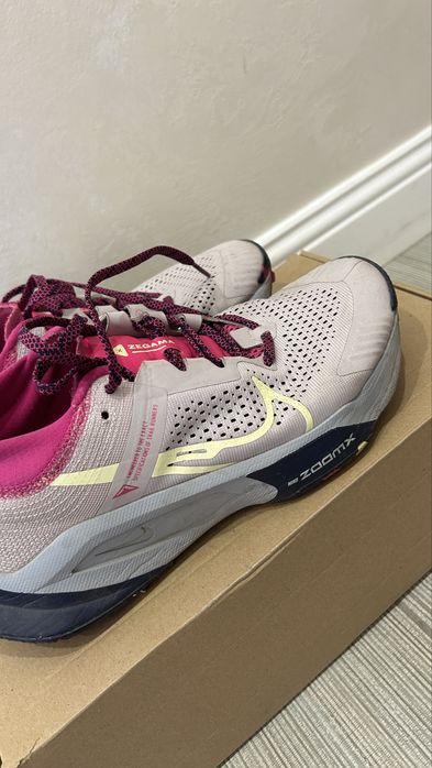 Кроссовки nike беговые 38р