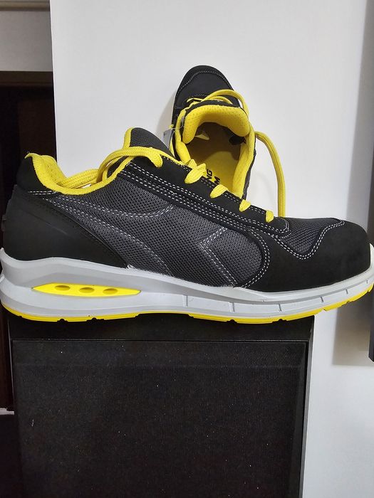 Vand pantofi de protecție diadora