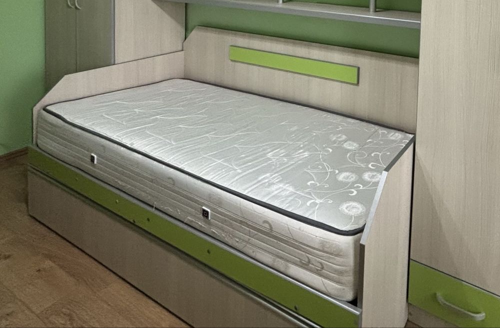 Vand 2 saltele: 200x90x20 190x80x20 1200 Ron Negociabil