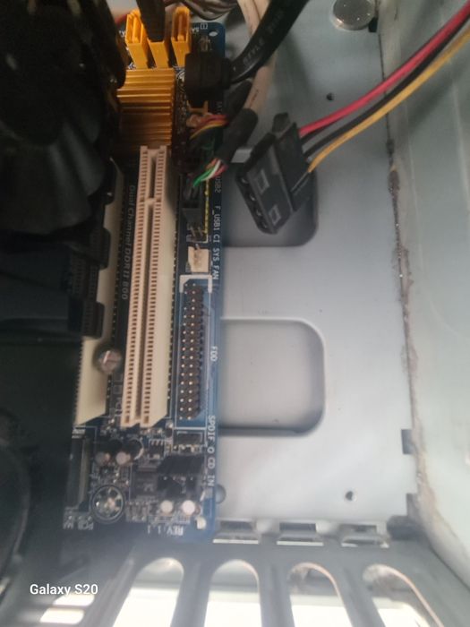 Продам комп по запчястям