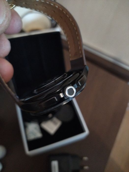 Часовник Xiaomi Watch 2 Pro