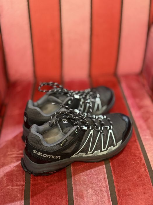 Маркови обувки и маратонки различни размери