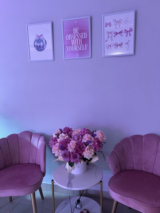 Сдам в аренду стол для мастера маникюра