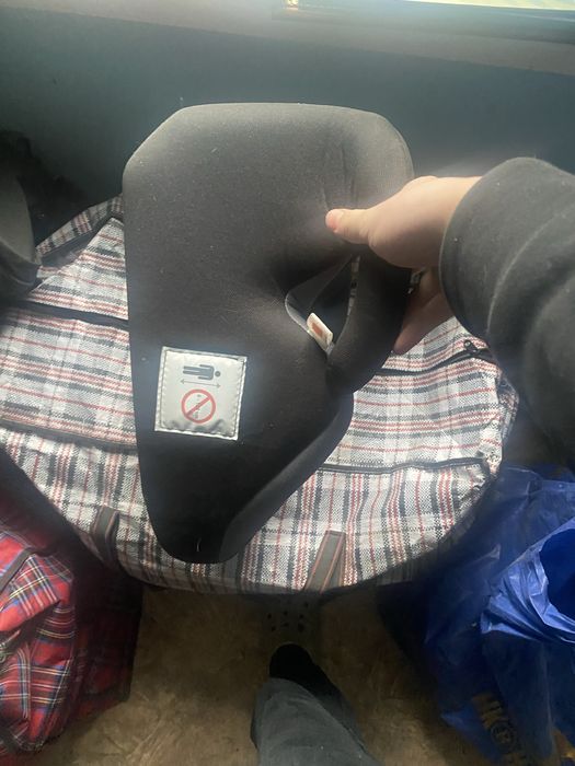 Прадаю автокресло без спены