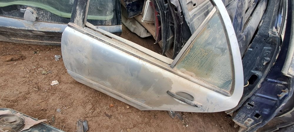 Беу запчасти  на мерс..