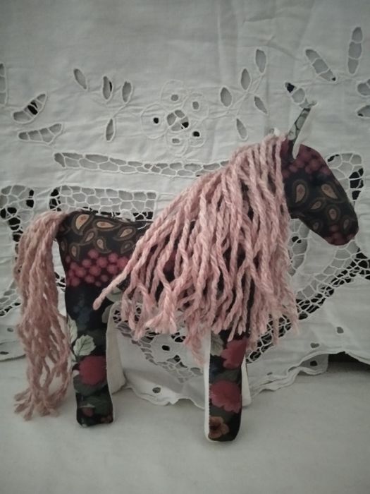 Лошадка- игрушка