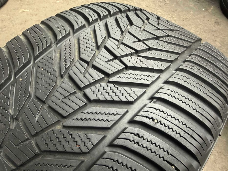 Anvelope Iarna 285/40 R21 - stoc depozit
