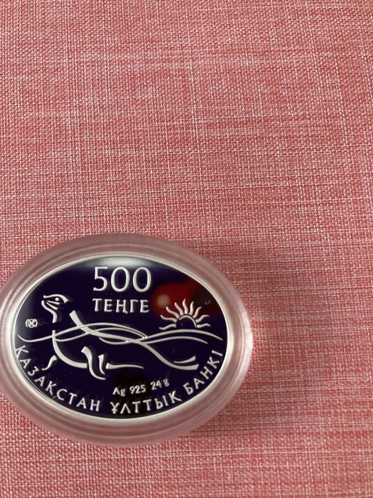 Продам серебрянные монеты