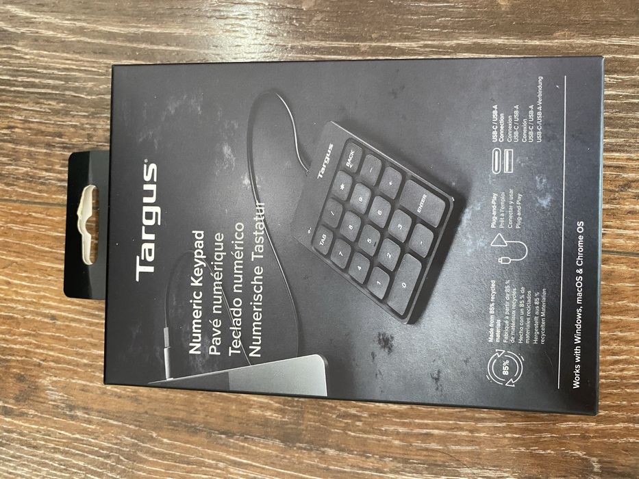 Tastatură numerică Targus EcoSmart USB, neagră