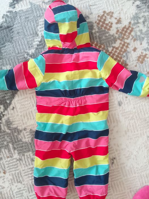 Продам комбезик для девочки