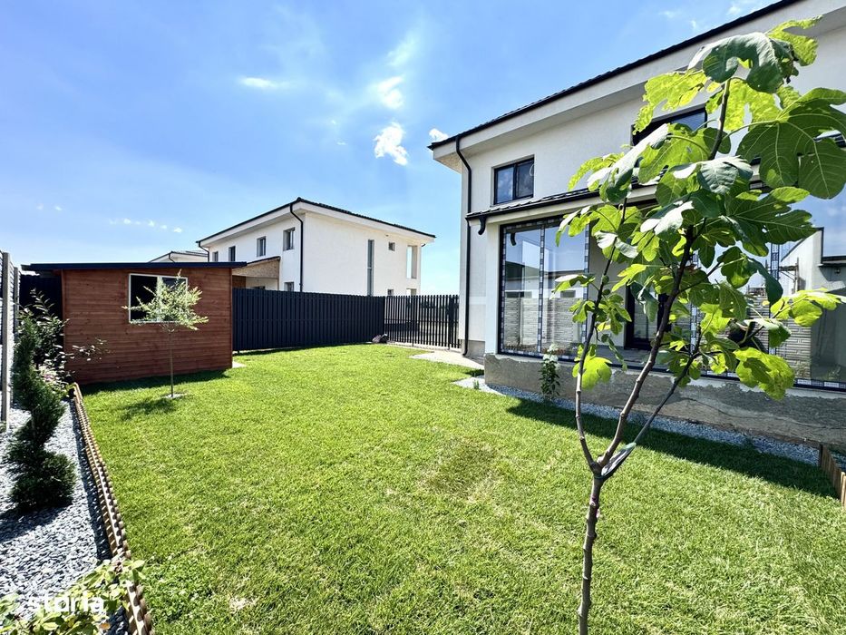 Casa 5 Camere P+1 | Teren 250mp | 2 Locuri Parcare | 125000e luna asta