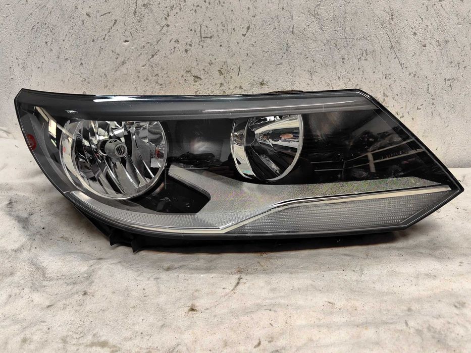 Оригинален фар Vw Tiguan