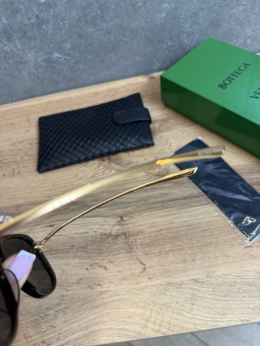 Очки солнцезащитные Bottega Veneta